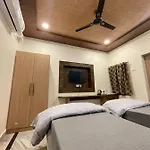 Tattva Paying Guesthouse